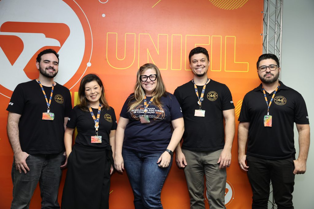 Alguns professores envolvidos na formação de profissionais requisitados pelo mercado, aptos a lançar ideias e desenvolver produtos e serviços: ciência aplicada ao mercado e ao dia a dia das pessoas