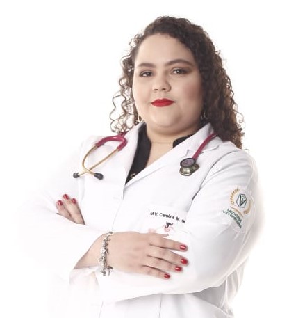 Carolina conquista única vaga de Medicina Veterinária na Residência da Regional de Saúde