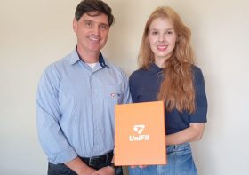 Coordenador de Teologia visita deputada Luísa Canziani