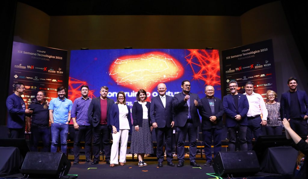 Representantes das governanças setoriais de Londrina e de instituições que integram o ecossistema de inovação