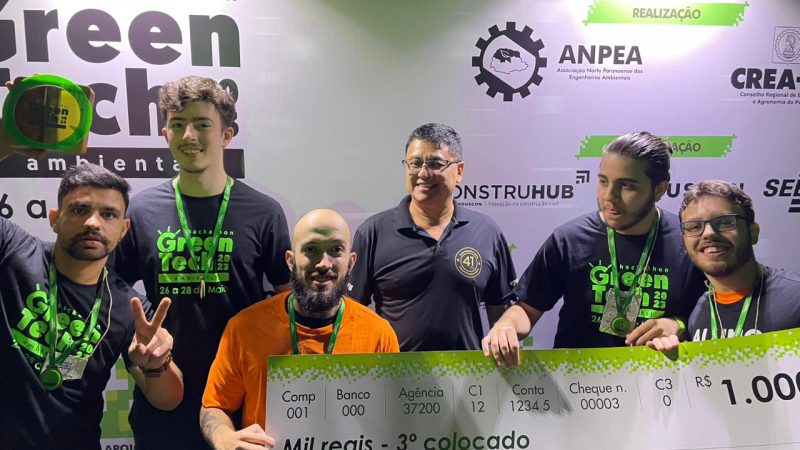 Equipe de Engenharia de Software conquista prêmio no Hackathon Verde