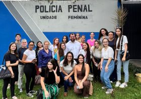 Estudantes da UniFil visitam Cadeia Pública Feminina de Londrina