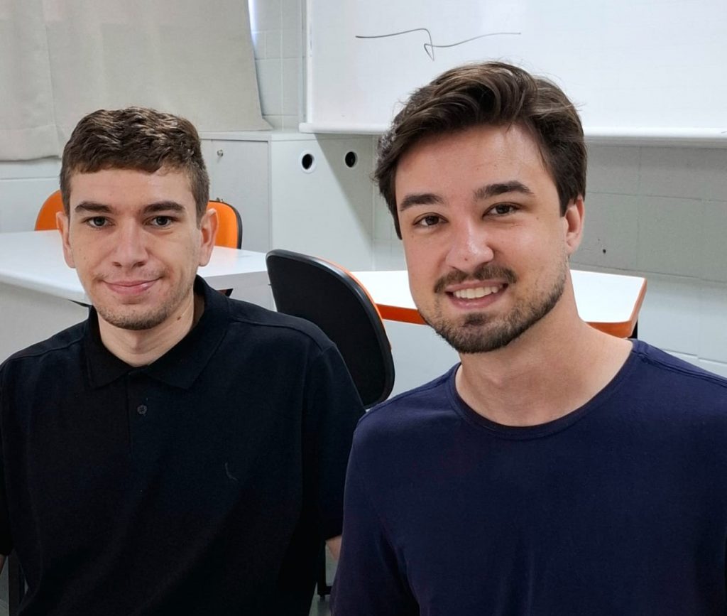 Alesandro Luis Wolski Junior e Alexandre Arbex Moura viajam a Belo Horizonte em novembro acompanhados de docente: próxima fase é entre duplas das universidades