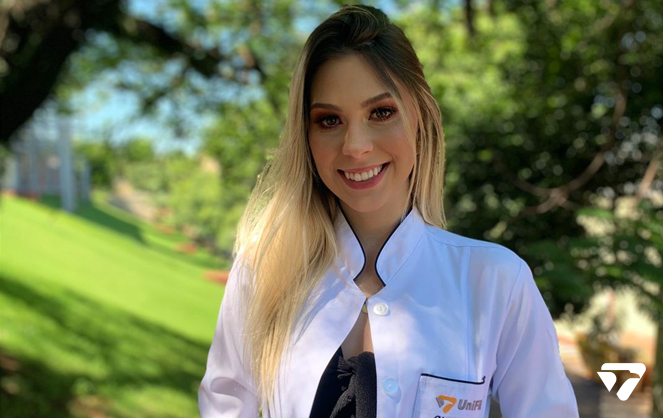 Enfermeira formada pela UniFil garante vaga no mestrado da UEL